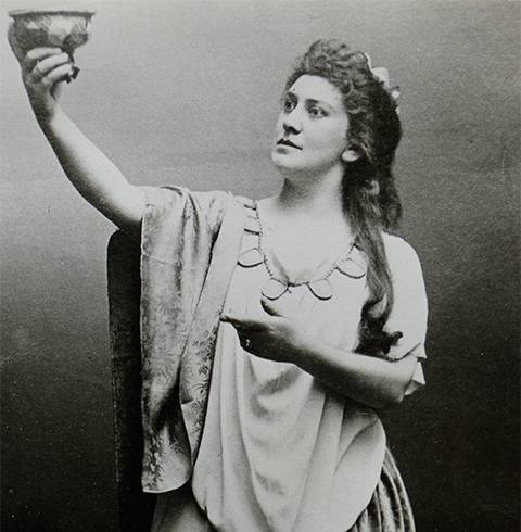 Lillian as Isolde